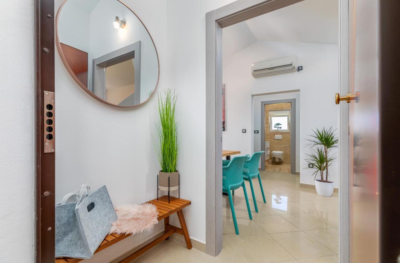 Apartment Vito With Sea View فاجانا المظهر الخارجي الصورة